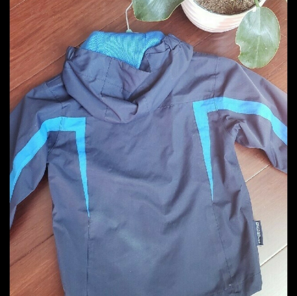 Mountain Hardware Jacket - Picture 2 of 4